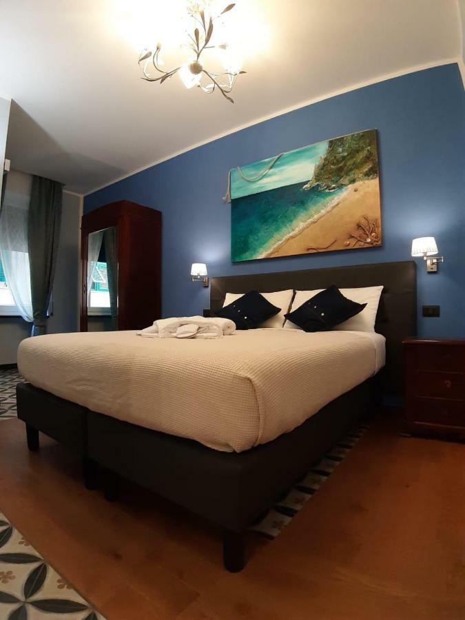 Ferienwohnung Jeans Luxury House Genua Exterior foto